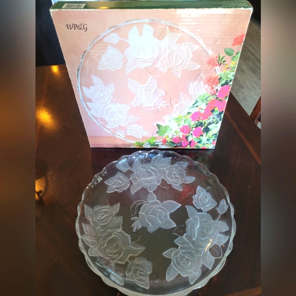 Vintage WP&G Rose Parade Crystal Serving 13” Serving Platter w/Box